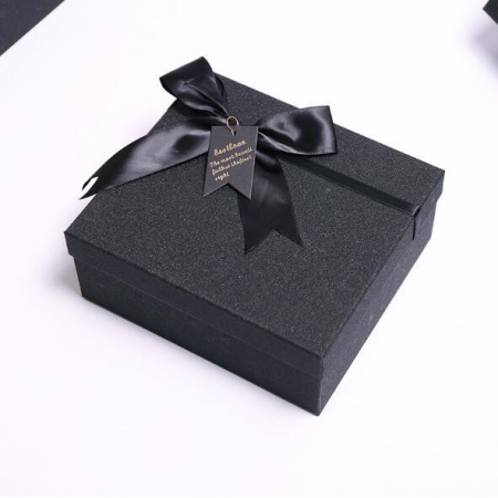 Fashion Handmade Cardboard Lid And Base Custom Gift box 